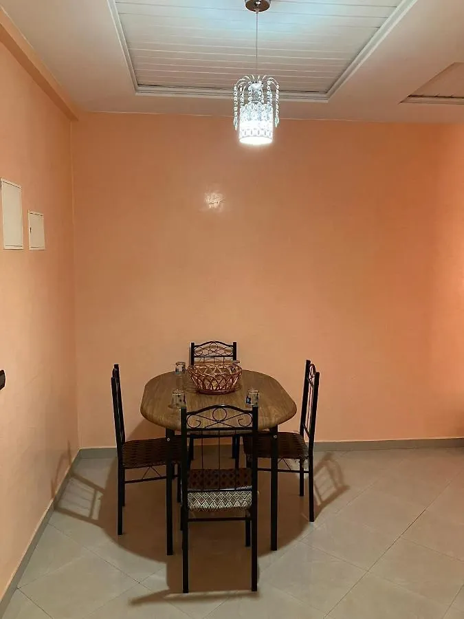 Bel Appartement A Proximite De La Gare Routiere Agadir 0*,